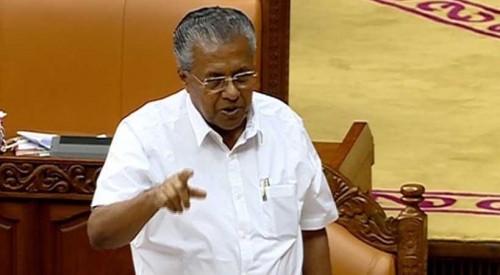 സർക്കാർ ഉദ്യോഗസ്ഥരുടെ സ്ഥലംമാറ്റം മാനദണ്ഡങ്ങൾ കാറ്റിൽ പറത്തി:  പിണറായി വിജയൻ