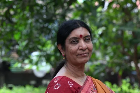 VS. Bindhu